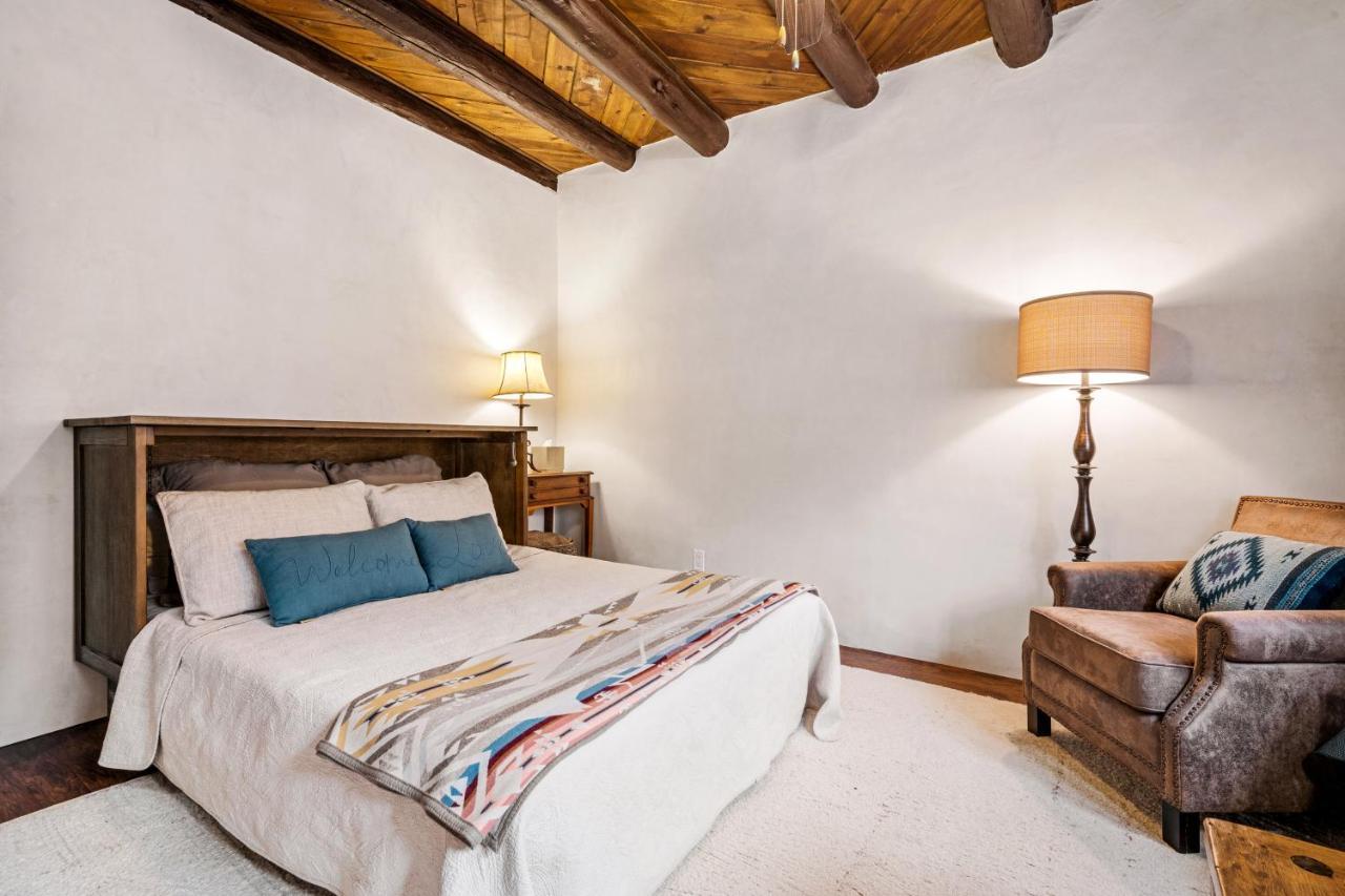 Pueblo Revival Villa Taos Eksteriør bilde